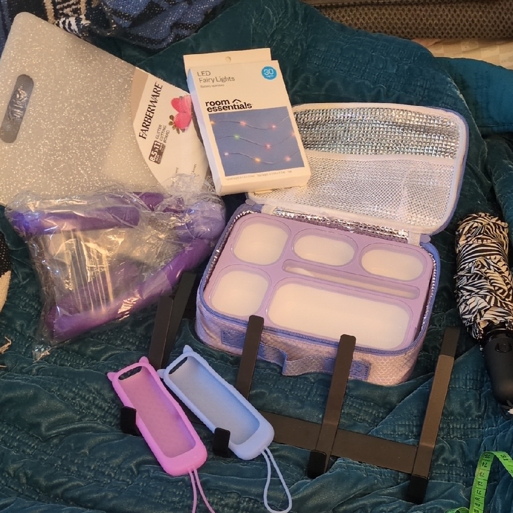 Kawaii Vibe Dorm Starter Kit